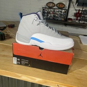 Jordan retro 12 Grey University Blue size 11 with org box 100% authentic